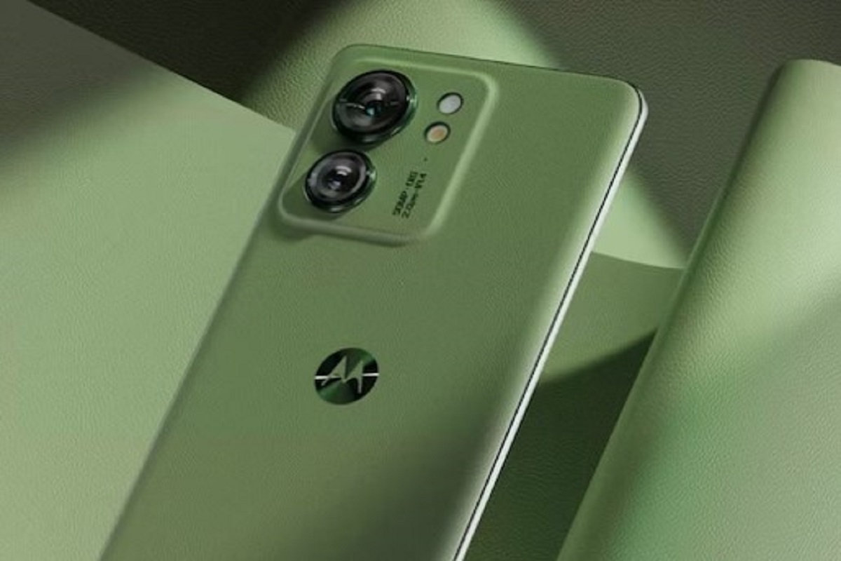 Motorola ने लांच किया दुनिया का सबसे पतला 5G स्मार्टफोन, धुंआधार फीचर्स के साथ जानें कीमत भी…