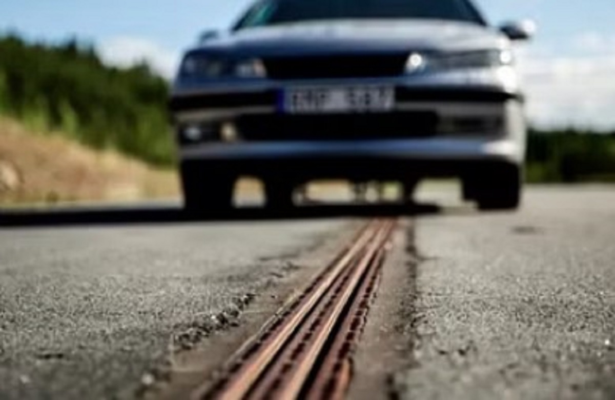 अब ऐसी सड़कें बनाने की तैयारी में सरकार, इसके इस्तेमाल से पेट्रोल-डीजल का खर्च हो जाएगा जीरो…