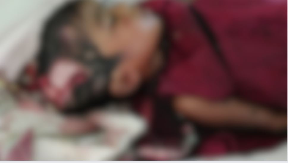 Kondagaon News: परिवार के साथ जंगल गई तीन साल की मासूम के साथ हुआ ऐसा कांड, मंजर देख फटी रह गई परिजनों की आंखें
