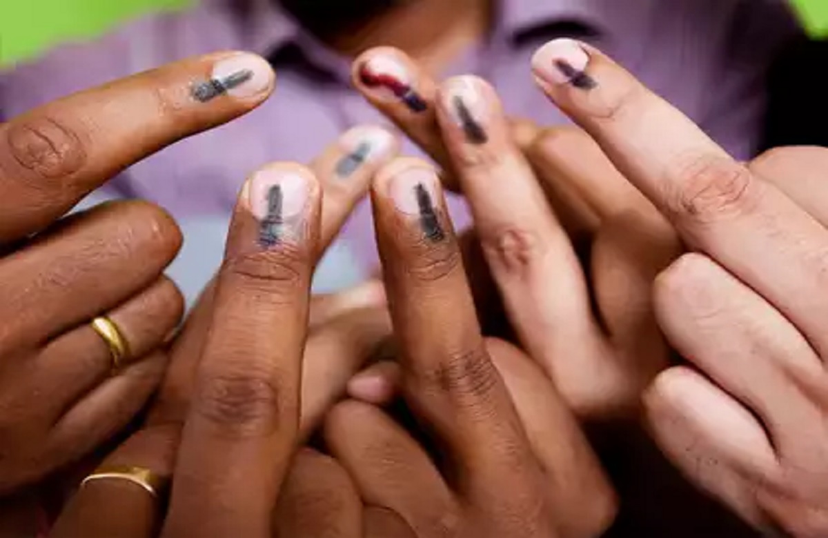 karnataka assembly election 2023 : कौन होगा कर्नाटक का किंग? चलेगा मोदी का मैजिक या कांग्रेस होगी सत्ता पर सवार? आज वोटर करेंगे फैसला