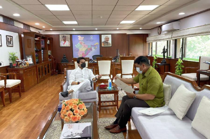 मेघालय सीएम ने ज्योतिरादित्य सिंधिया से की मुलाकात, इन मुद्दों पर हुई चर्चा