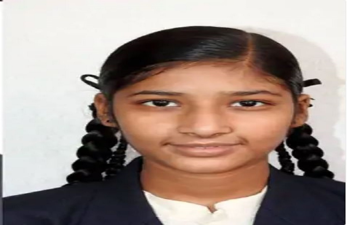 mpresults.nic.in Prachi Gadwal stood second in 10th board with 98.6% marks