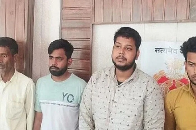 Whatsapp के जरिए पैसों का काला खेल, हर ओवर में लग रहा था लाखों का दांव, 3 सटोरिए चढ़े पुलिस के हत्थे