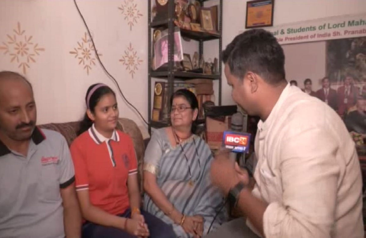 mpresults.nic.in Sudiksha Katare, the third topper of class 10th wants to become an IAS