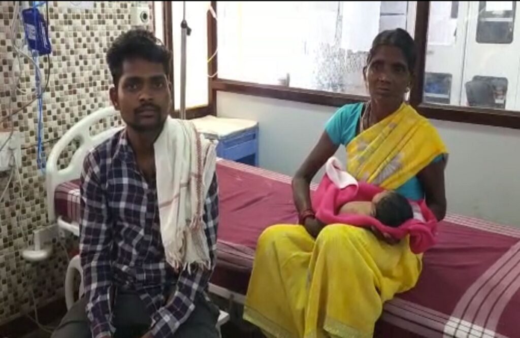 Innocent girl's hand broken during delivery in Kondagaon district hospital