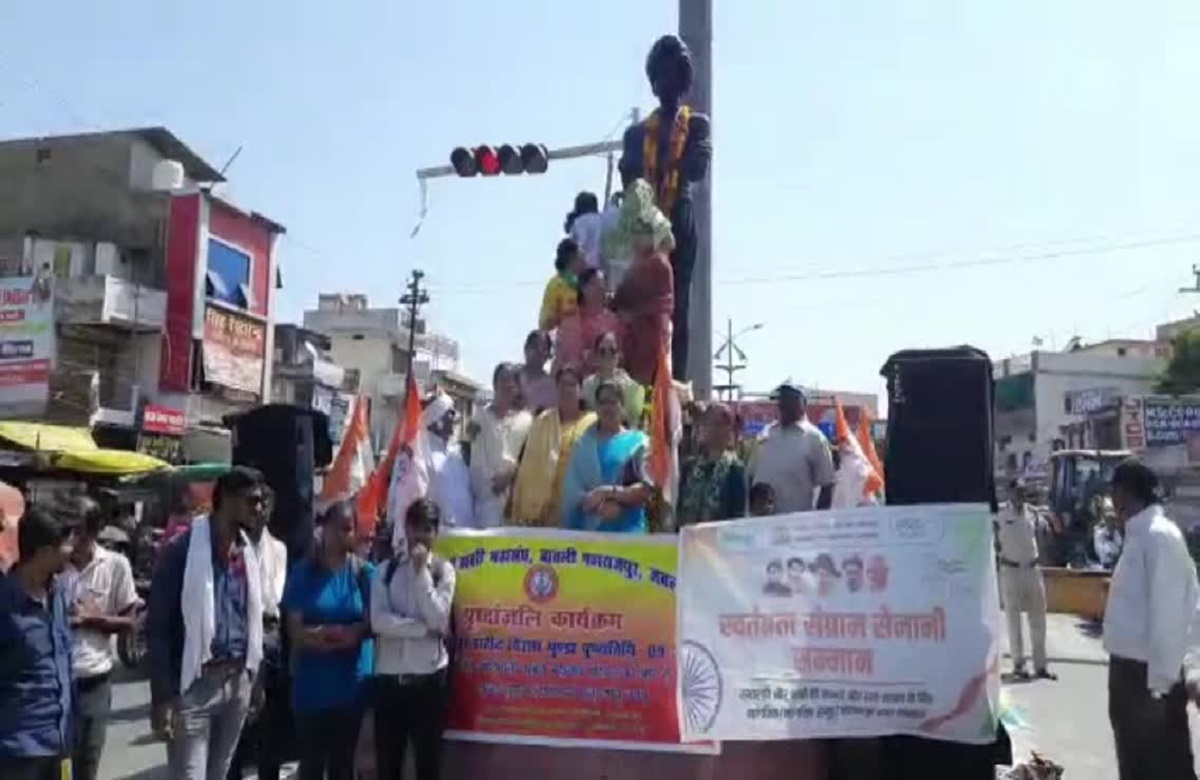 Birsa Munda Jayanti 2023: आदिवासियों के भगवान बिरसा मुंडा की 143 वीं जयंती आज, जानिए उनसे जुड़ी रोचक बातें