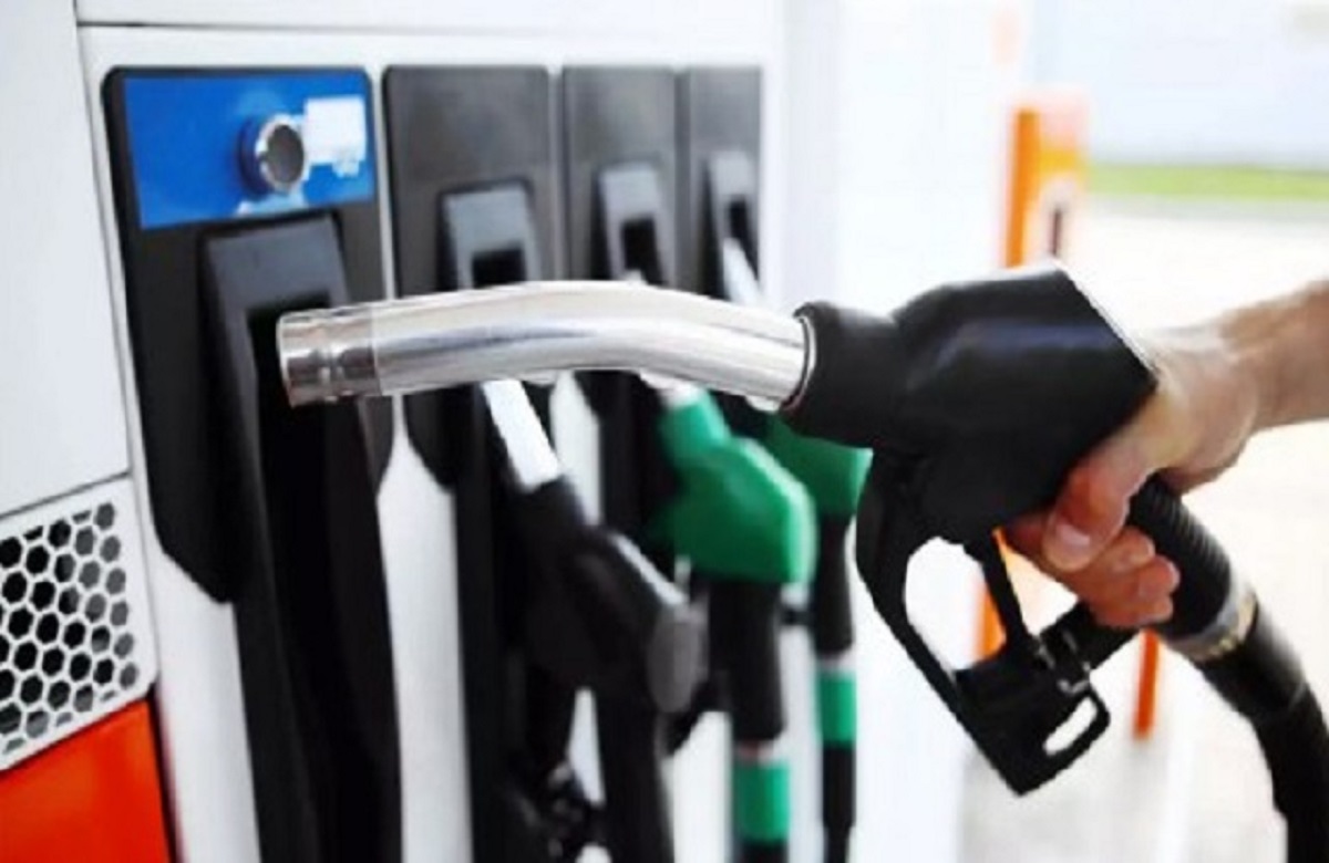 Petrol-diesel became cheaper in these states