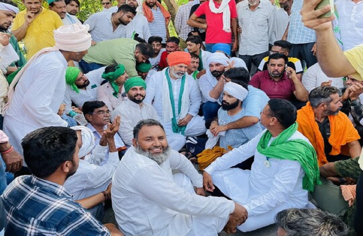 किसानों के आगे झुकी सरकार, इस फसल की MSP को लेकर हुआ बड़ा ऐलान, जेल में बंद किसान भी होंगे रिहा