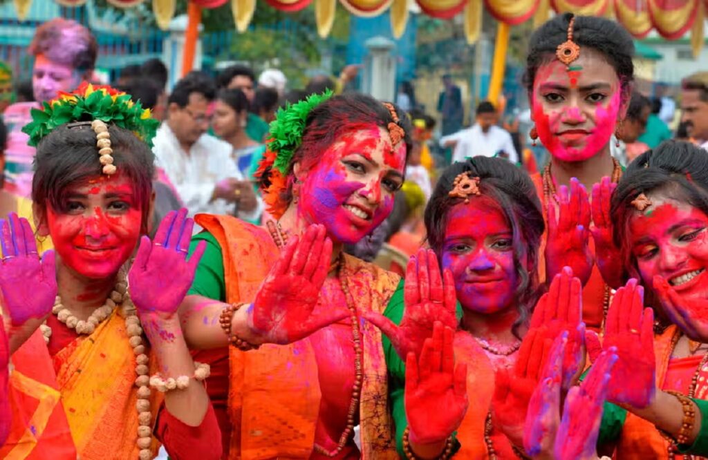 Ban on playing Holi in Pakistan