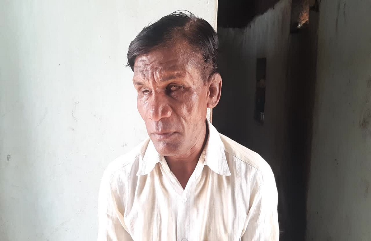 CG News: नेत्रहीन होने के बावजूद युवक करता है ऐसे अनोखे काम, देखकर आप भी दबा लेंगे दांतों तले उंगलियां