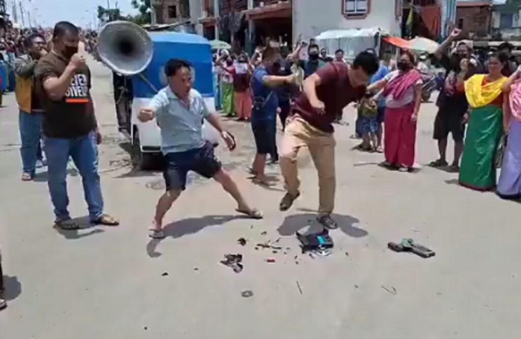 Massive protest against Mann Ki Baat in Manipur