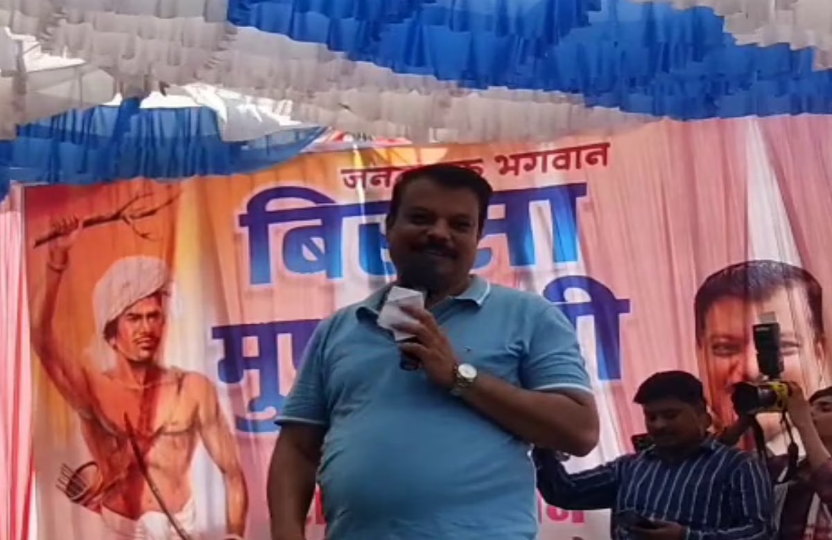 ‘हनुमान जी आदिवासी थे, वानर सेना नहीं श्रीराम को लंका आदिवासियों ने पहुंचाया’, यहाँ के विधायक का अजीबोगरीब बयान