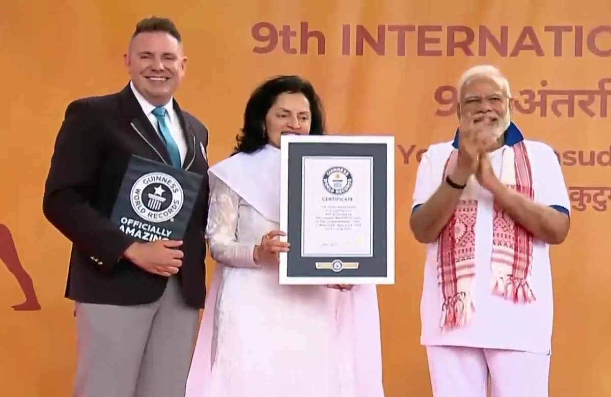 PM Modi in UN: गिनीज बुक ऑफ़ वर्ल्ड रिकार्ड में शामिल हुआ ‘मोदी का योग’, PM के साथ 180 देश के लोगों ने किया योग