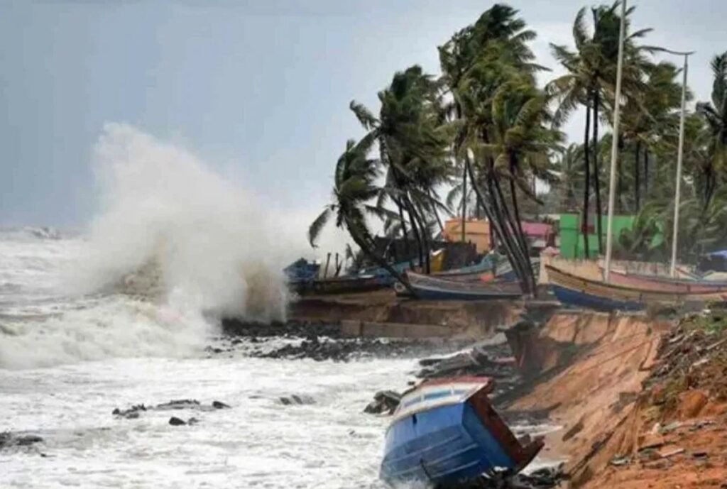 Biporjoy Cyclone News in Hindi