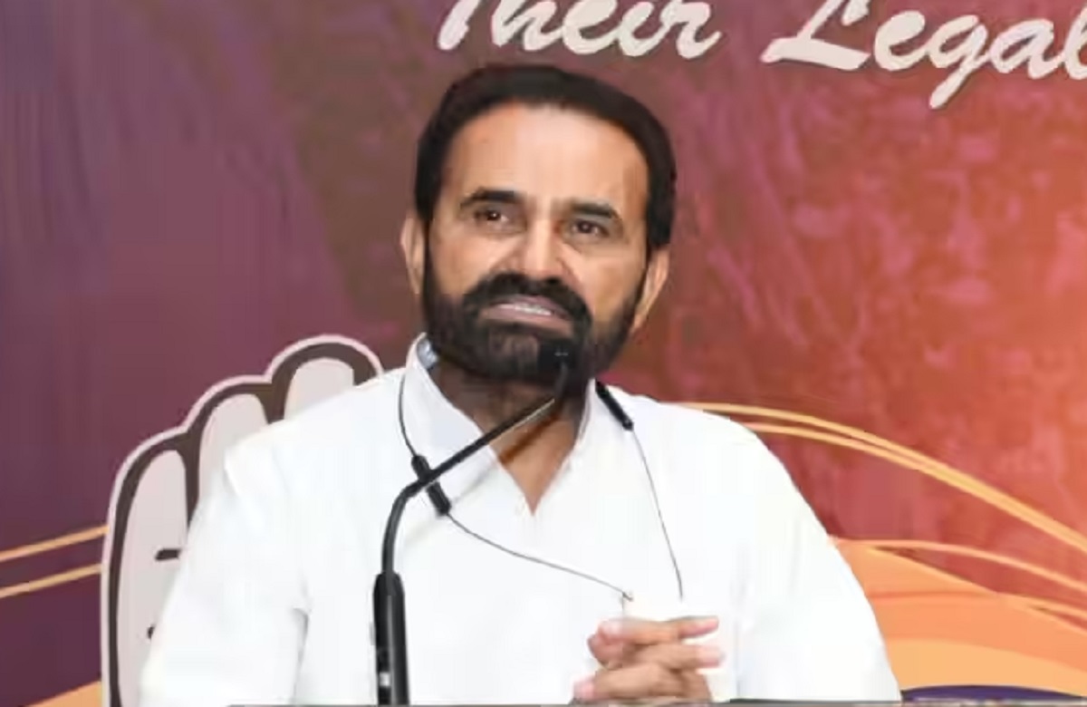 कांग्रेस ने 3 राज्यों के प्रदेश अध्यक्ष हटाए, दीपक बावरिया को बनाया इन 2 राज्यों का प्रभारी…