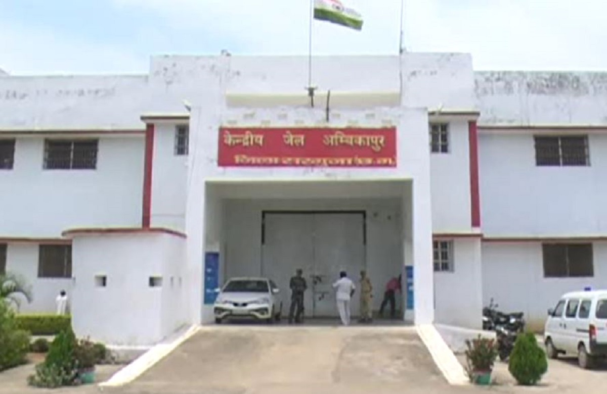 जेल में बंद महिला के कपड़े उतरवाकर बनाया वीडियो, दो जेल प्रहरियों पर लगा बड़ा आरोप