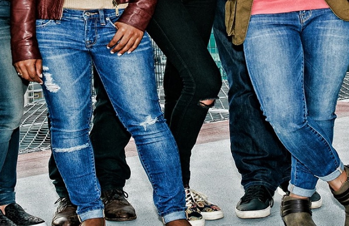 अब जींस टी-शर्ट पहनकर दफ्तर नहीं जा पाएंगे कर्मचारी, इस विभाग ने जारी किया आदेश