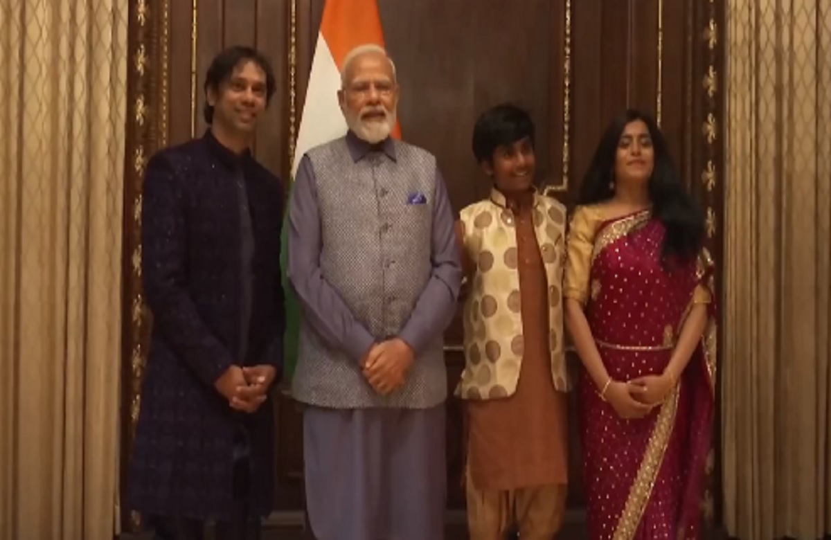 ग्रैमी पुरस्कार विजेता गायिका फालू और उनके परिवार से मिले पीएम मोदी, देखें वीडियो