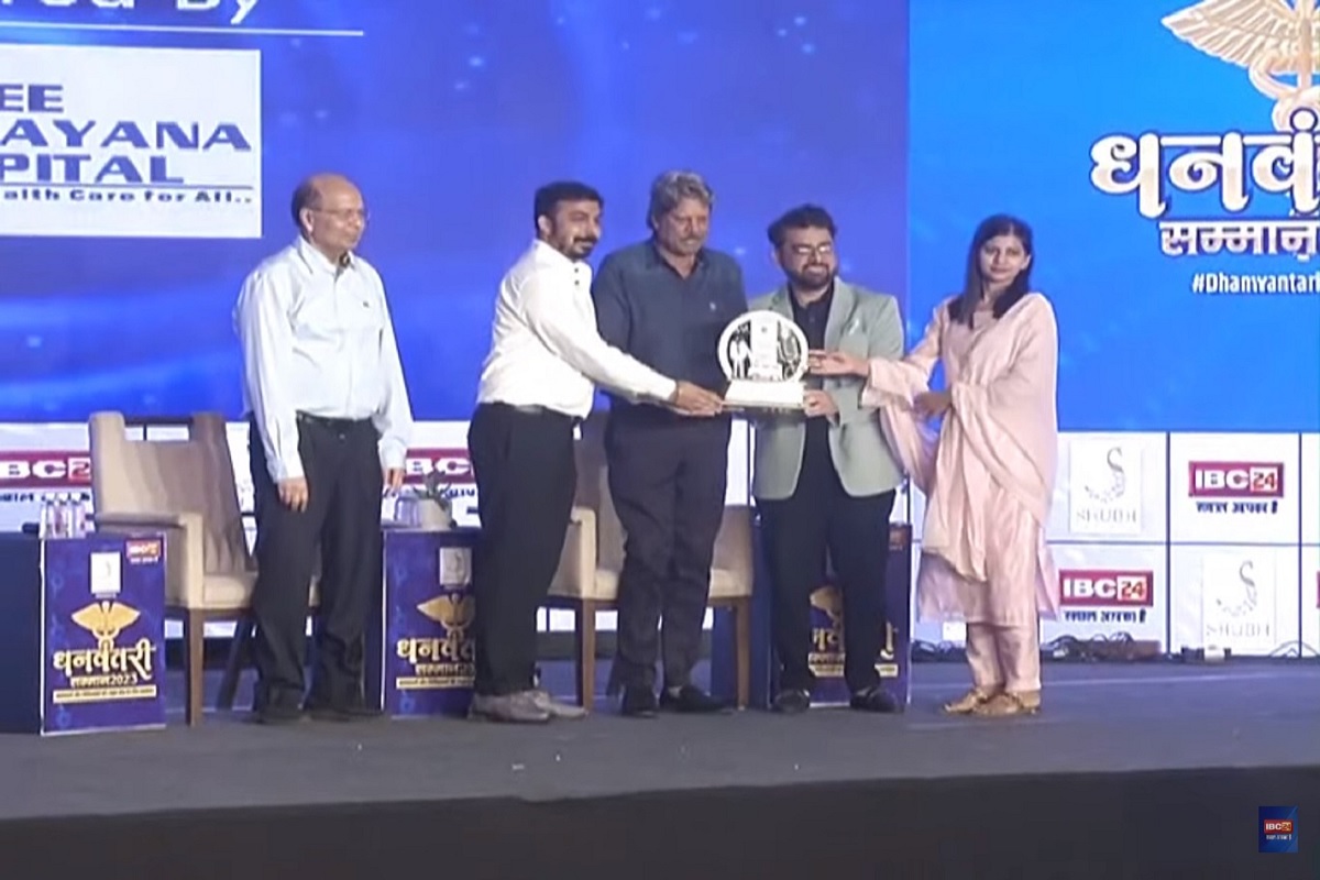 #DhanwantariAward2023: आधुनिक पद्धति से उपचार ने जीता मरीजों का विश्वास, महासमुंद के सोहम मल्टी स्पेशिलिटी हॉस्पिटल को हासिल हुआ धनवंतरी सम्मान 2023