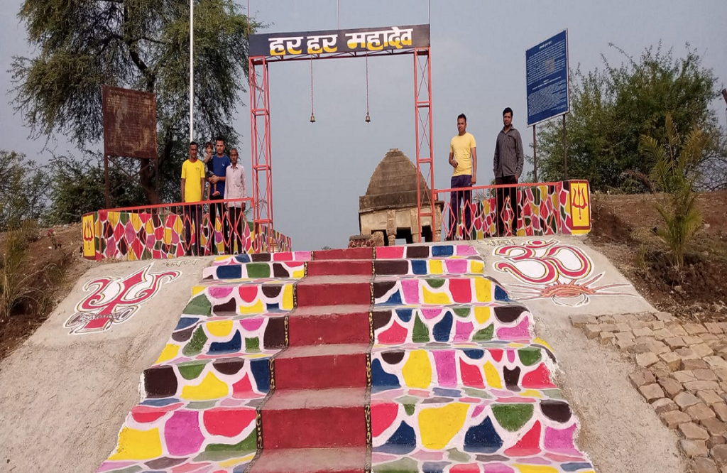 Shiva temple of 11th century is located in Jagannathpur of Balod district