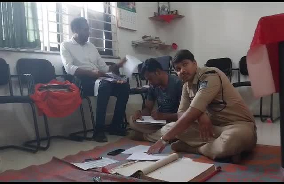 Harda News: छः पटवारियों सहित 11 किसानों पर दर्ज हुआ FIR, जानिए क्या है माजरा