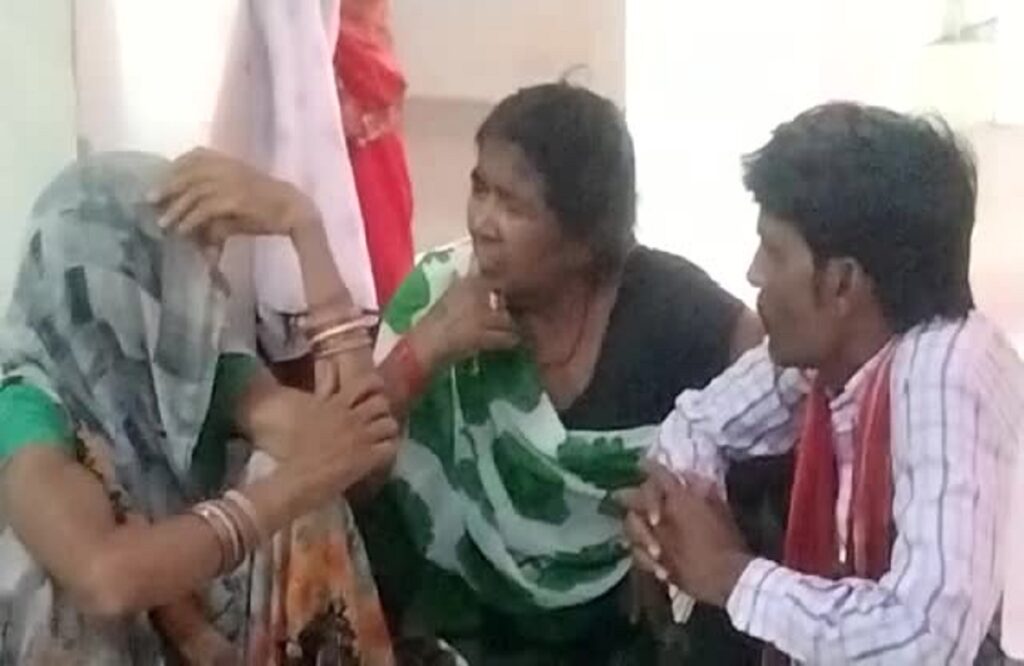 Pregnant wife sets herself on fire after husband commits suicide in minor dispute