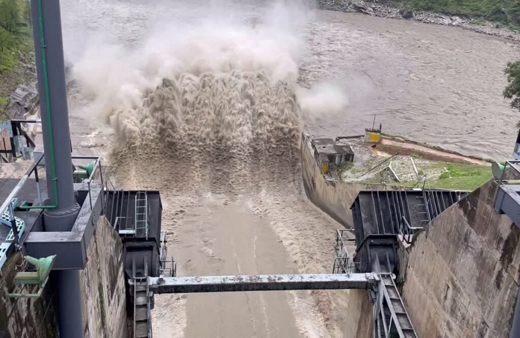 Water will be released from Pandoh Dam Mandi