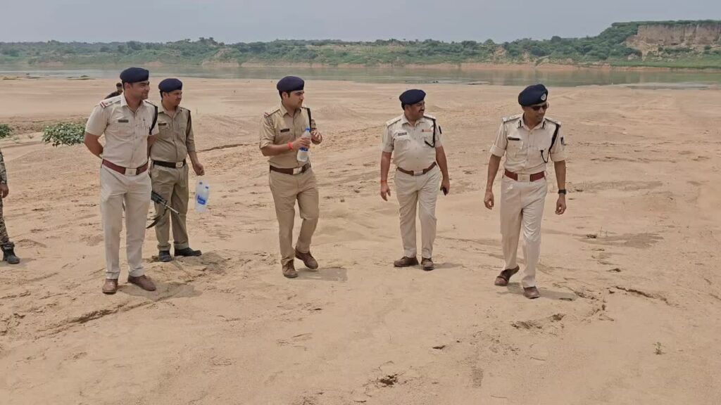 Illegal sand mining is happening even after the ban in Morena