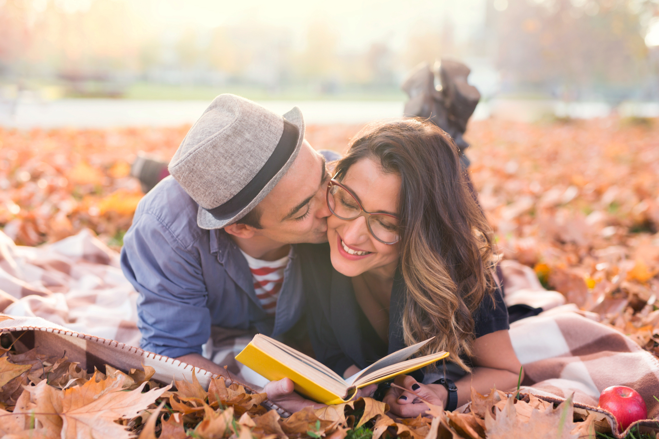 Romantic Love Messages: Read Quotes, Status and Poems