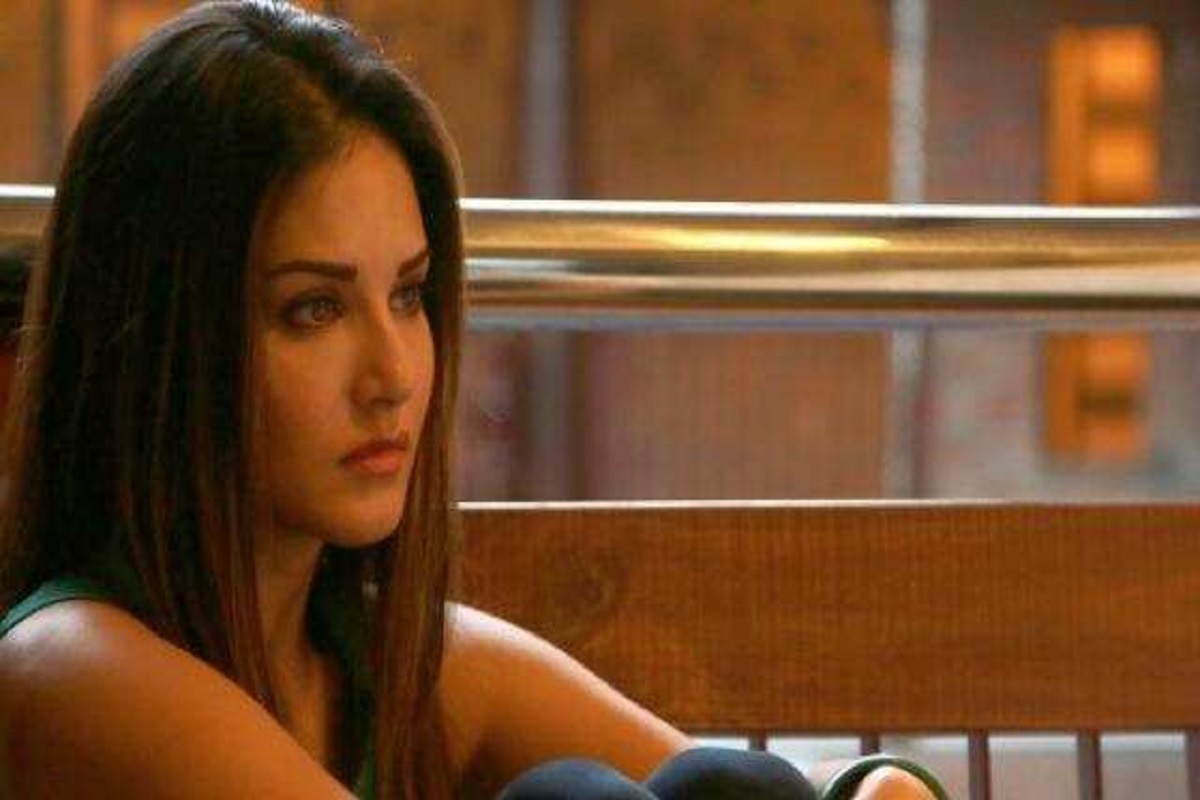 ‘गन्दी फिल्में’ बनाने का गम नहीं झेल पाई थी सनी लियोनी की माँ, हर वक़्त डूबे रहती थी शराब के नशे में, सनी ने किये चौंकाने वाले खुलासे..