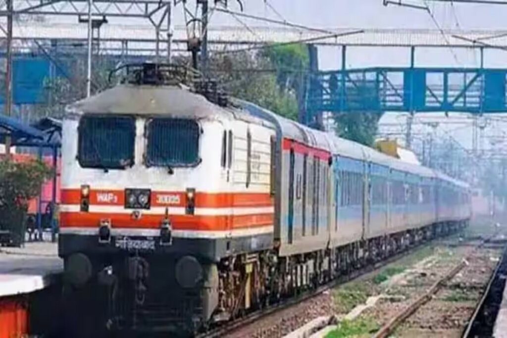 Goa Express reached the station 90 minutes early