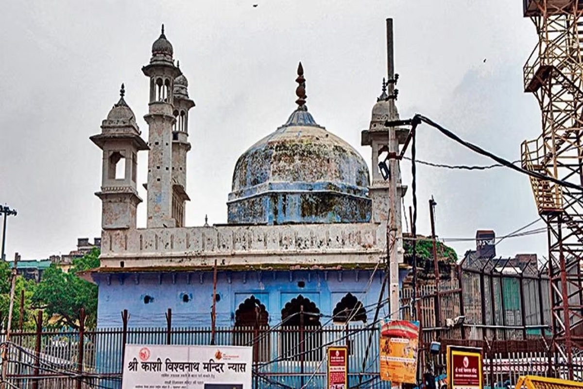 Gyanvapi Masjid Survey: मुस्लिम पक्ष को बड़ा झटका, ASI के सर्वे को मिली कोर्ट की मंजूरी, आवेदन स्वीकार..