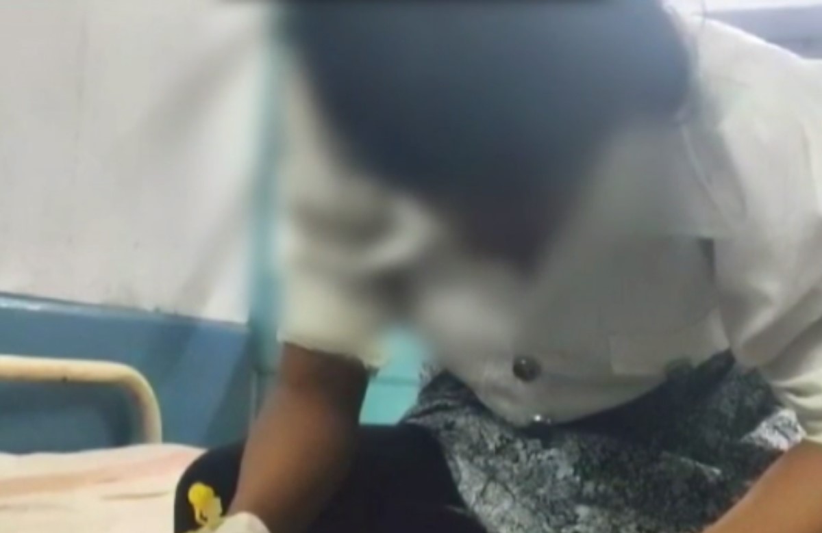 बेरहम बस संचालक आरिफ खान…छात्रा के साथ की दिल दहला देने वाली हरकत, महिला ने दिया साथ