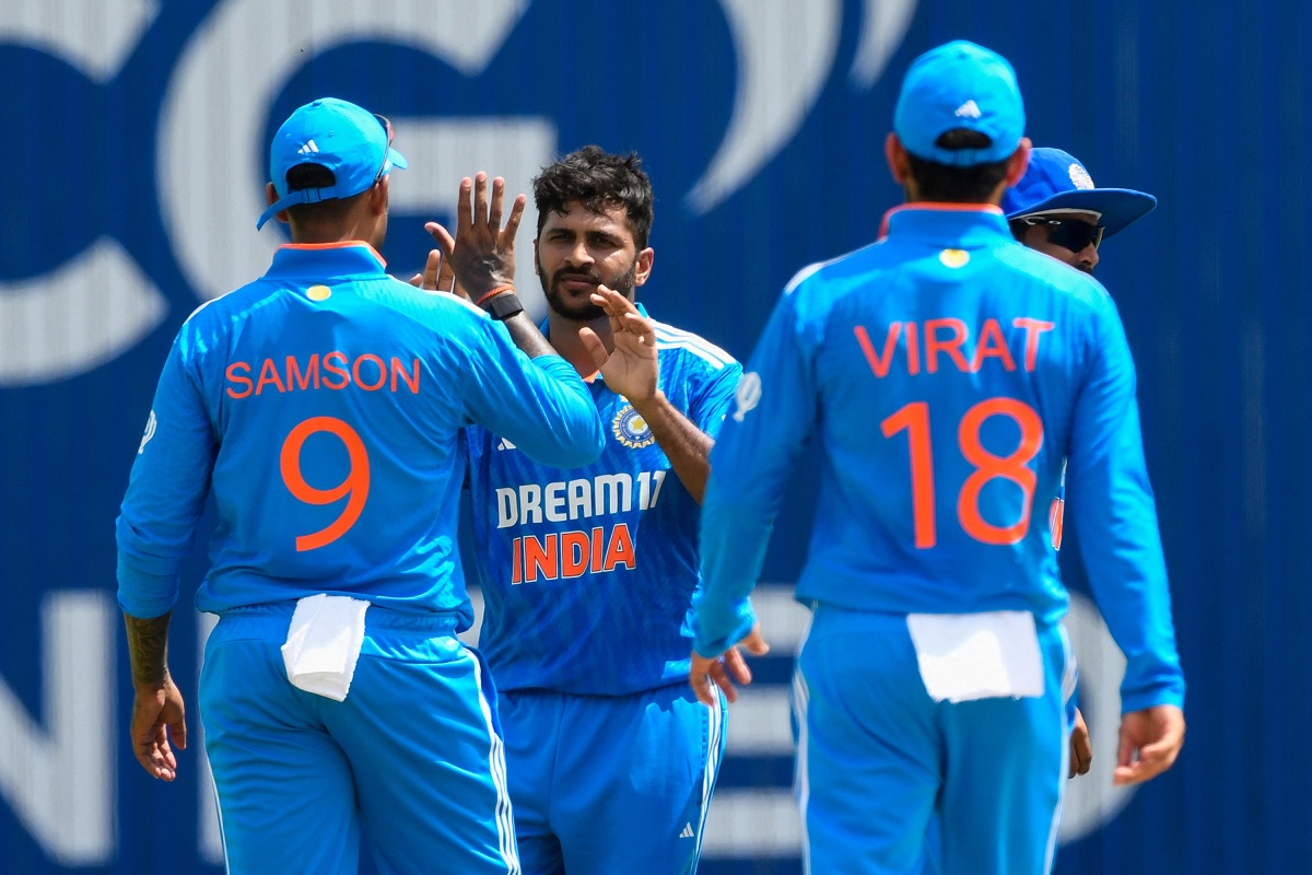 IND vs WI 1st ODI 2023: कैरिबियाई बल्लेबाजों ने भारतीय गेंदबाजों के सामने टेके घुटने, महज 114 रनों पर ढेर हुए मेजबान