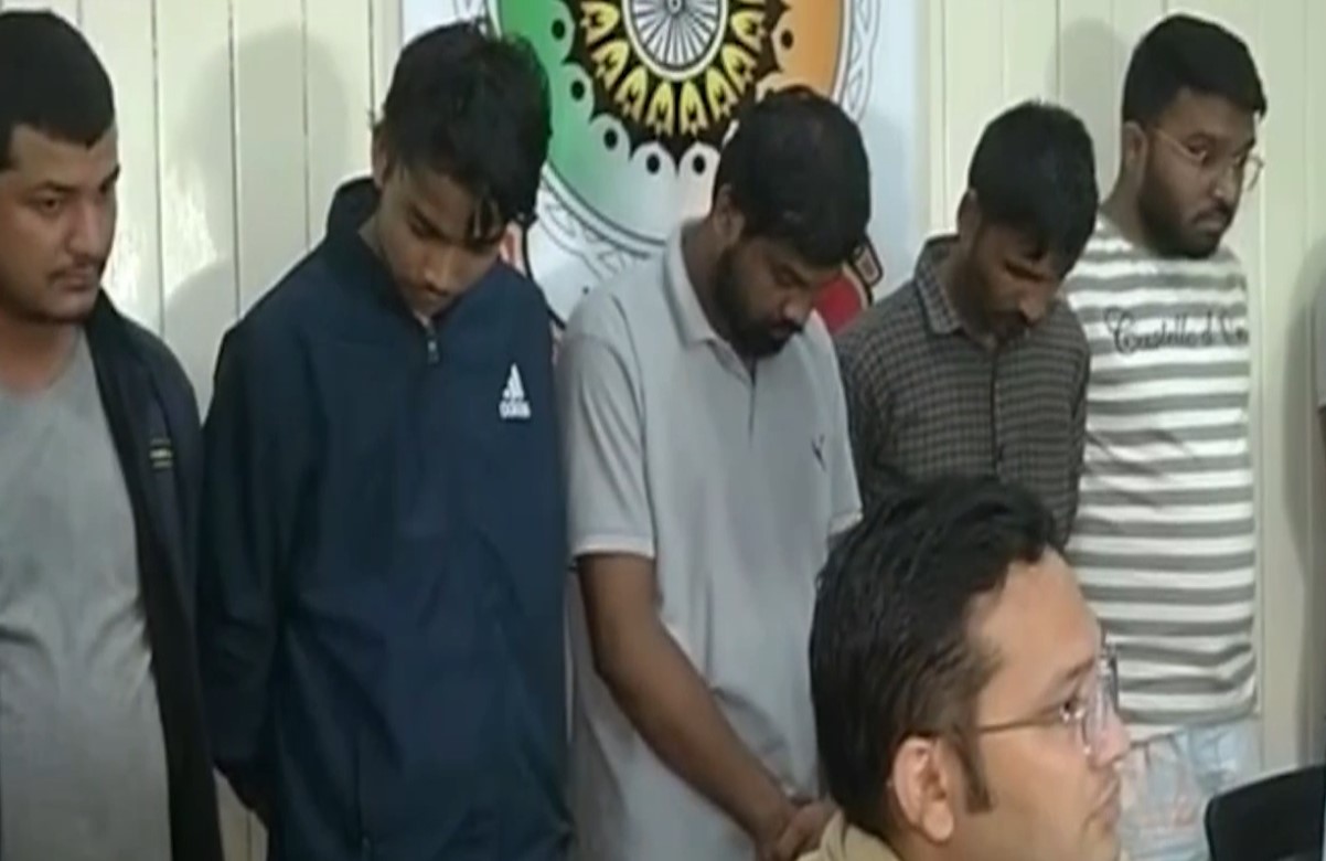 महादेव सट्टा सट्टा एप के लिए काम करते हैं छत्तीसगढ़ के ये नेता, पुलिस ने किया सनसनीखेज खुलासा, चुनाव से पहले खुलेंगे कई बड़े राज