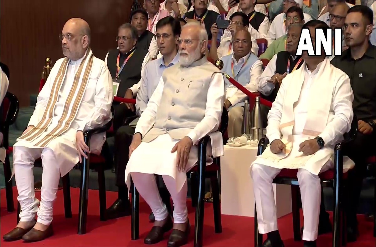 PM Modi at ICC Live: PM मोदी और अमित शाह ने 17वीं भारतीय सहकारी कांग्रेस कार्यक्रम में लिया हिस्सा, केंद्रीय गृह मंत्री सभा को कर रहे संबोधित