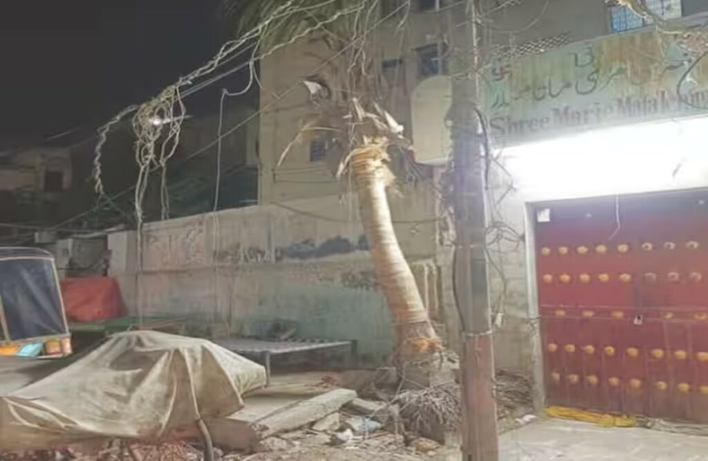 150 years old temple demolished in Pakistan