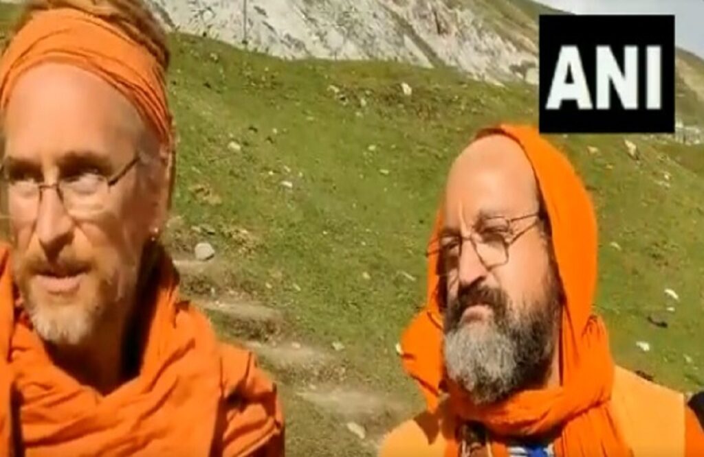 Two American citizens of California set out on Amarnath Yatra