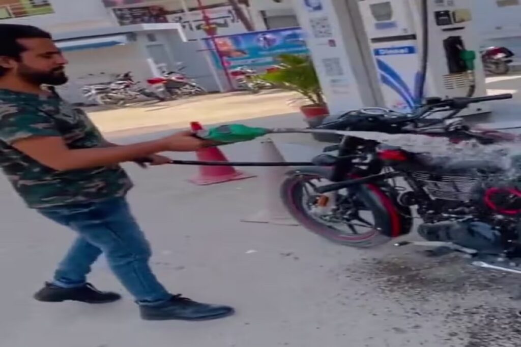 Washing bike with petrol in Amroha Viral video