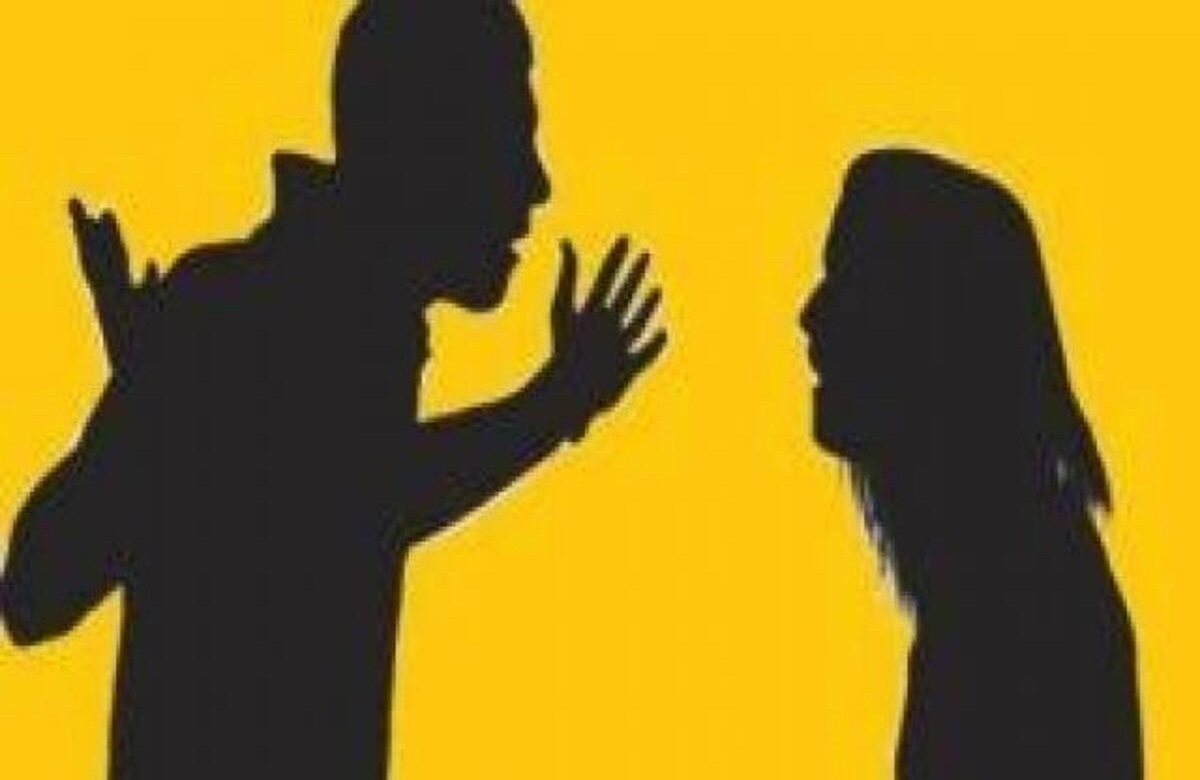 Surajpur News: चरित्र पर लांछन लगाना पड़ोसी को पड़ा भारी, महिला ने बेटे-बेटियों के साथ मिलकर दी दर्दनाक सजा