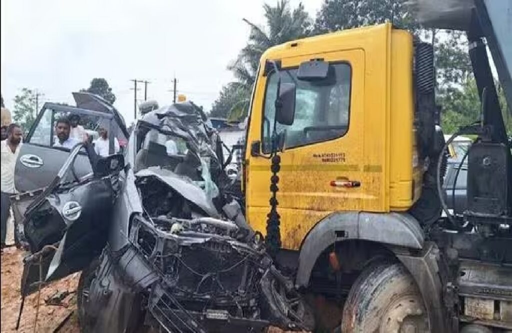 Four people died in Accident