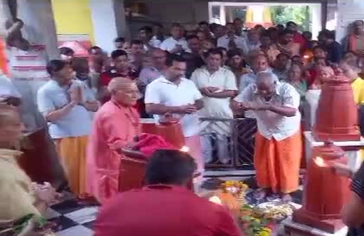 Datia News: इस मंदिर में पांडवों के गुरु द्रोण के पुत्र अश्वत्थामा आज भी आते हैं दर्शन करने, जानिए क्या है इस मंदिर की पौराणिक कथा
