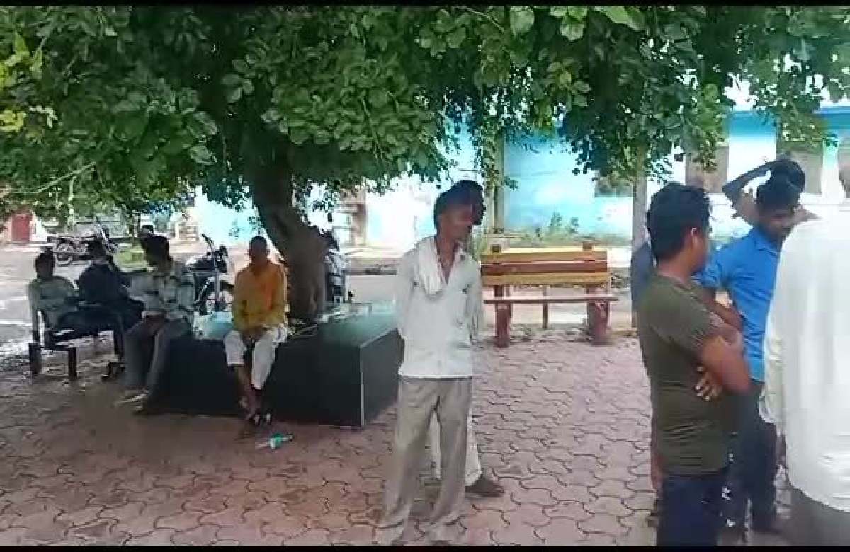 Bhind News: पिता के आंख के सामने ही कई टुकड़ों में बंटा बेटे का शरीर, इलाके में सनसनी, जानिए क्या है पूरा मामला