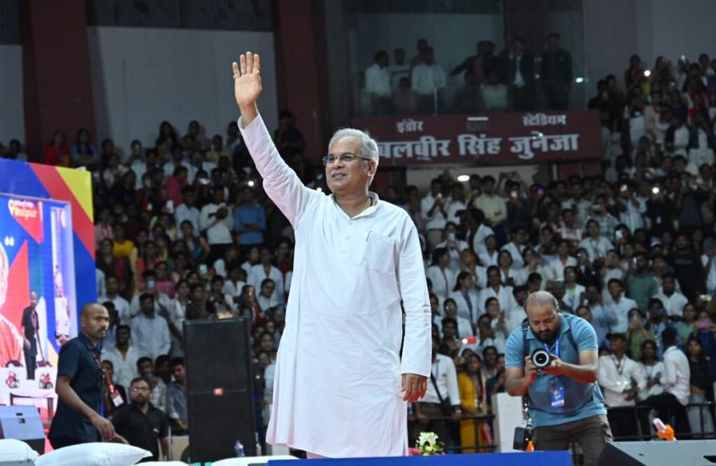 CM bhupesh baghel Big Statement on Samvida Employees