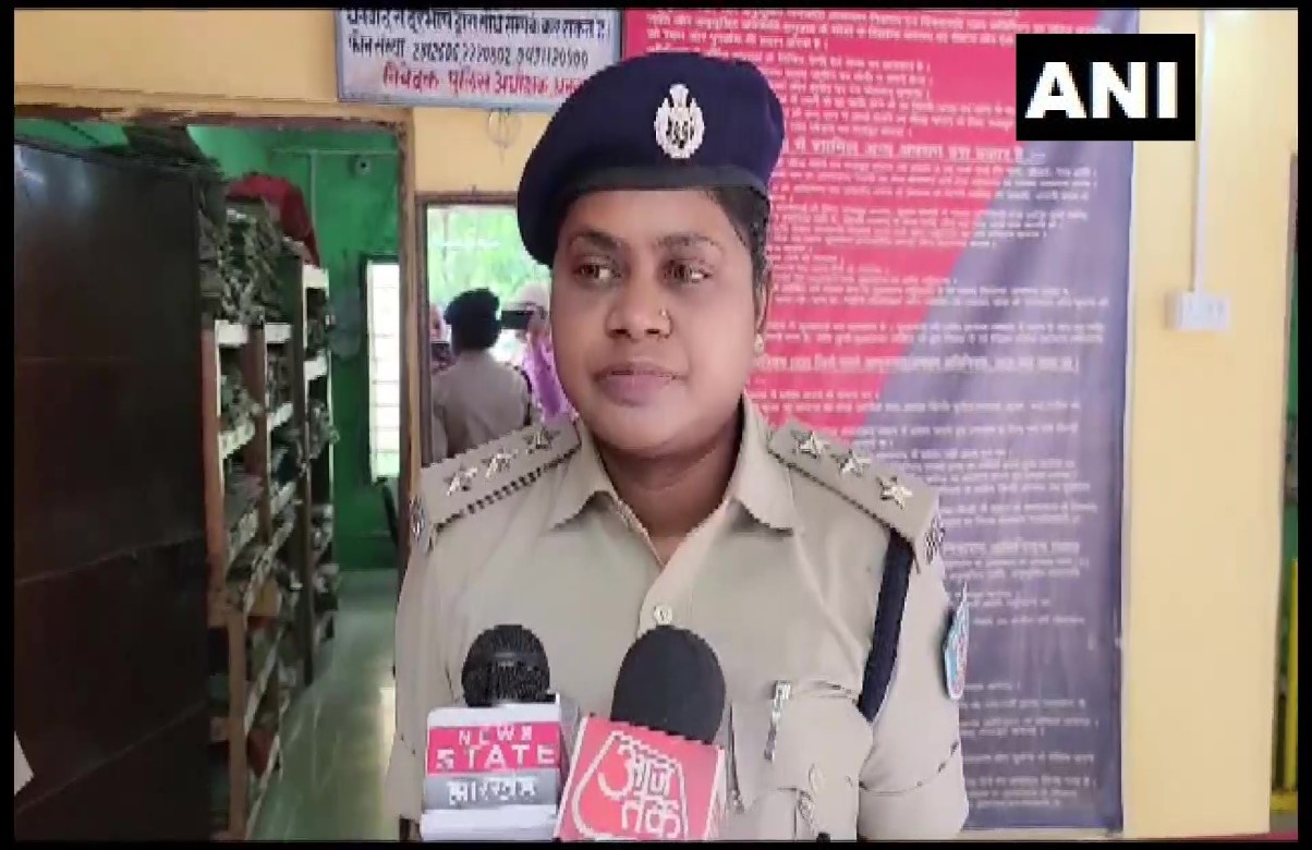 स्कूल में बिंदी लगाकर आना गुनाह है? शिक्षिका ने 10वीं की छात्रा को जड़ दिया तमाचा, फिर लड़की ने…