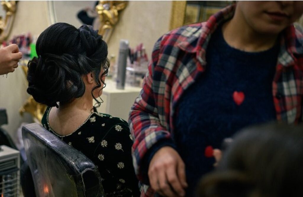 Taliban bans beauty parlours in Afghanistan