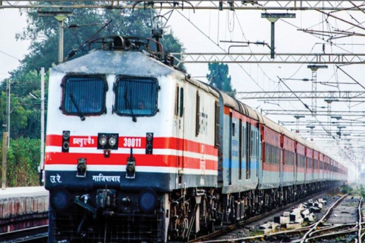 कोरबा-अमृतसर छत्तीसगढ़ एक्सप्रेस आधे रास्ते पर कैंसिल, निजामुद्दीन भी रद्द, भू-स्खलन की वजह से रेलवे का फैसला