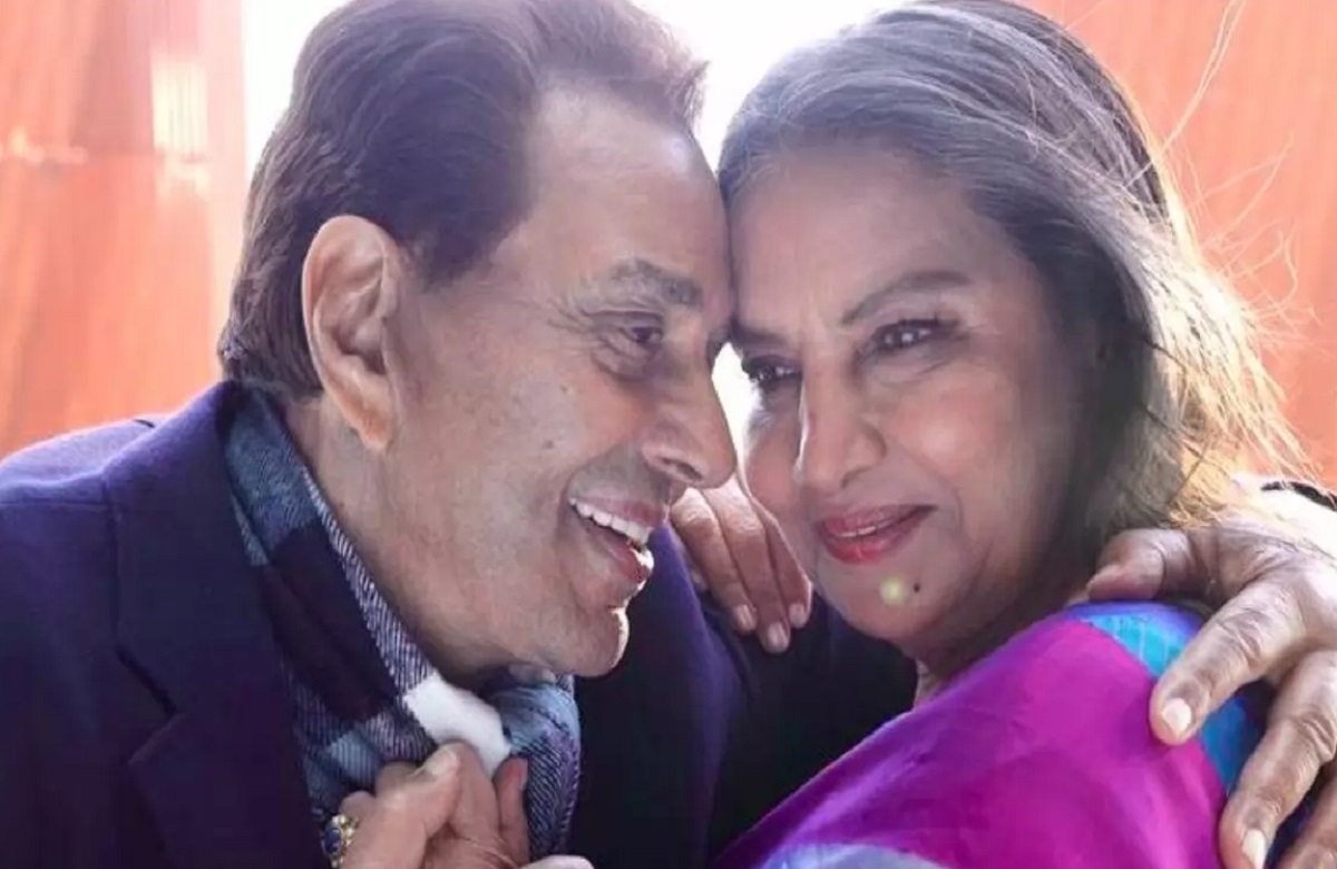 87 साल की उम्र में भी एंग्री यंग मैन हैं धर्मेंद, Shabana Azmi को किया खुल्लम-खुल्ला Lip Kiss