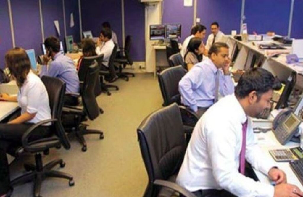 ompanies want to avoid employees quietly leaving work