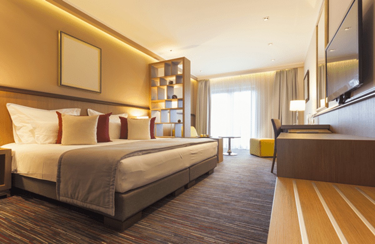 होटल के कमरों के किराये पर मिलेगी 50 प्रतिशत की छूट, पर्यटन निगम ने की घोषणा